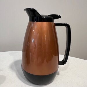 Vintage Classic Carafe Insulated 36oz Bronze Brown